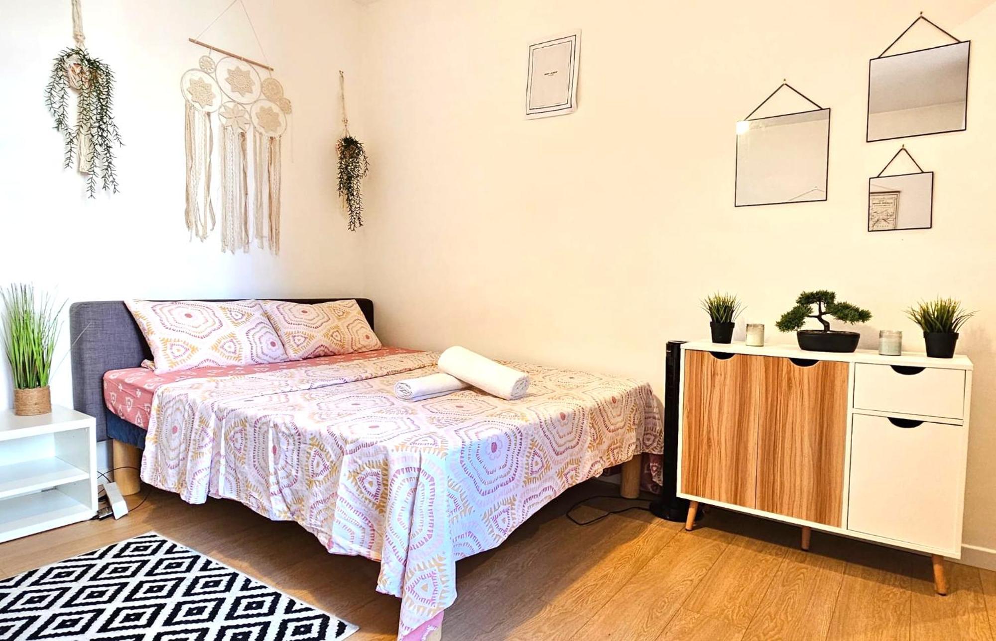 Apartment Paris Mangin